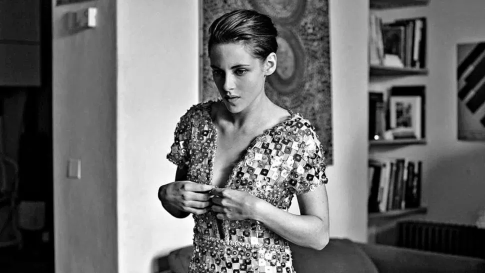 -“PERSONAL SHOPPER”.-