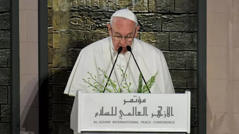 FRANCISCO. El Papa, durante su discurso en la universidad de El Cairo. FOTO TOMADA DE TN.COM.AR