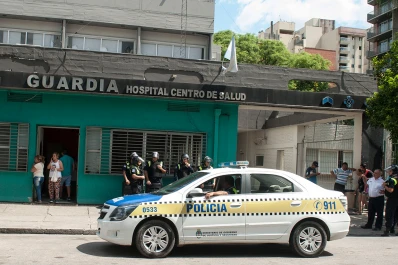 Una joven dijo que había sido herida en un robo, pero la baleó su novio