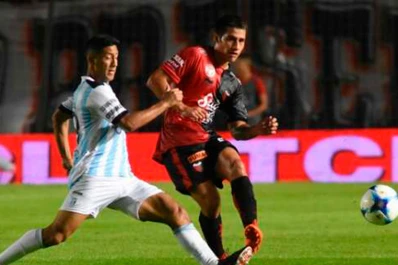 Atlético se durmió al final y Colón le empató el partido
