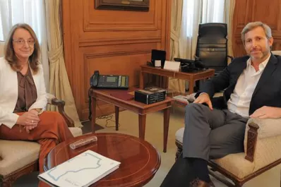 Frigerio le pidió a Alicia Kirchner un plan razonable para ayudar a sanear las cuentas de Santa Cruz