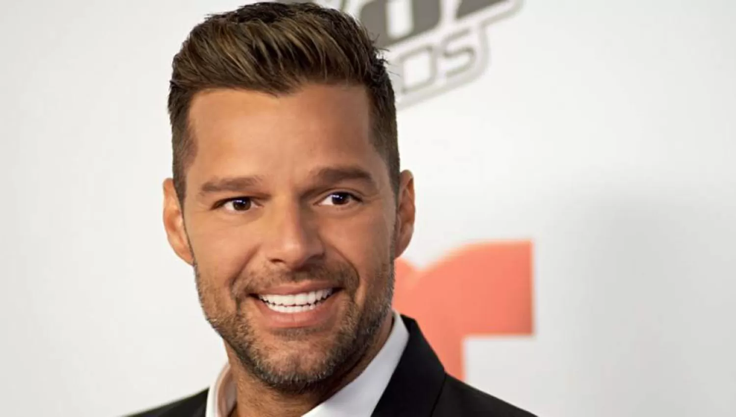 Se difundieron las imágenes del personaje de Ricky Martin llorando a su amante