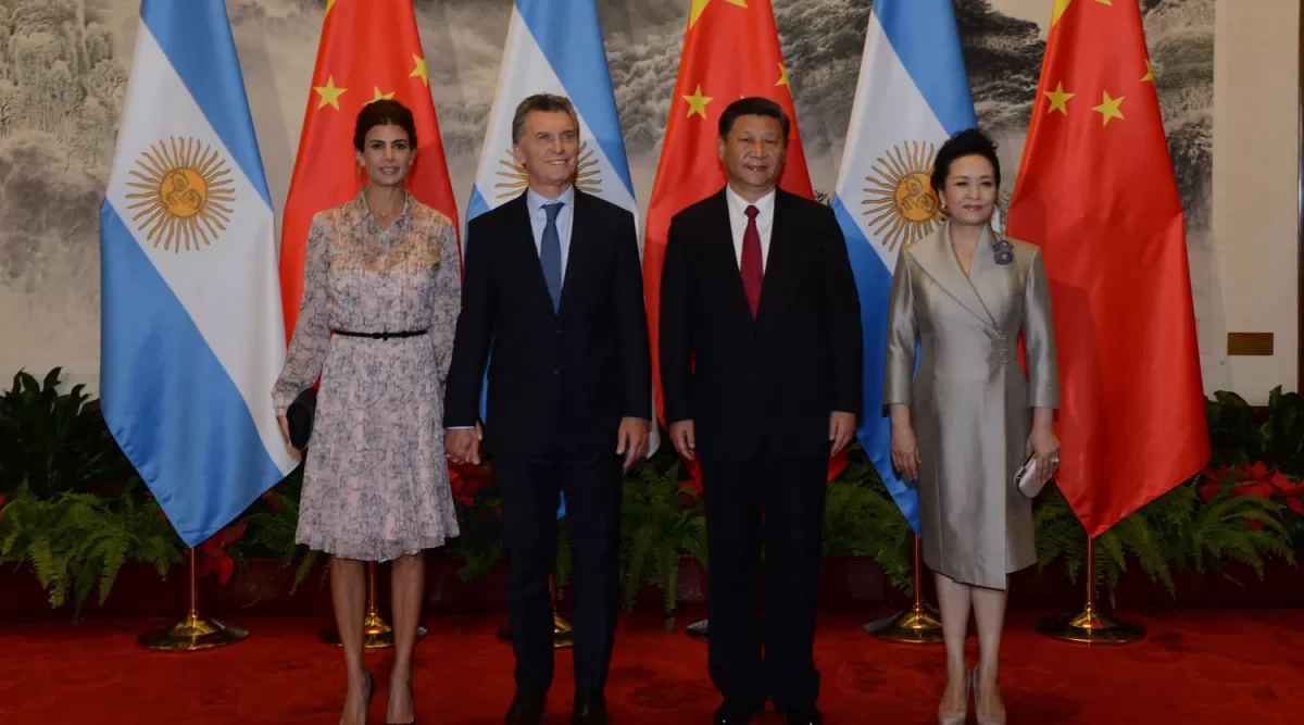 VISITA OFICIAL. Macri, Xi Jinping y sus esposas. DYN