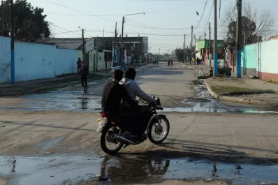 Una joven recibió cuatro balazos en una salvaje agresión