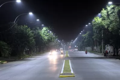 Instalarán 2.000 luminarias con tecnología LED en las avenidas de la capital