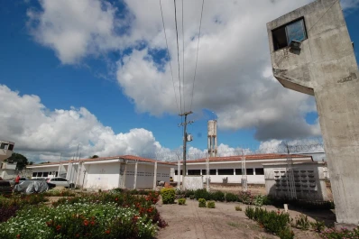 Fotos: el túnel por el que escaparon al menos 90 presos de una cárcel de Brasil