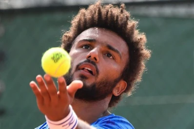 Video: un tenista fue expulsado de Roland Garros por acosar a una periodista