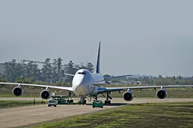 Con la nueva pista, los grandes aviones saldrán sin restricciones
