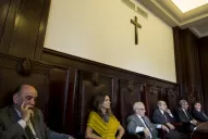 La Corte y Jiménez dan un paso, y se reúnen, pero no logran un acuerdo oficial sobre la crisis