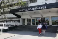 Un niño cayó de un noveno piso y está en grave estado