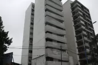 Las emotivas palabras del abuelo del niño que cayó de un noveno piso: es un fortachón