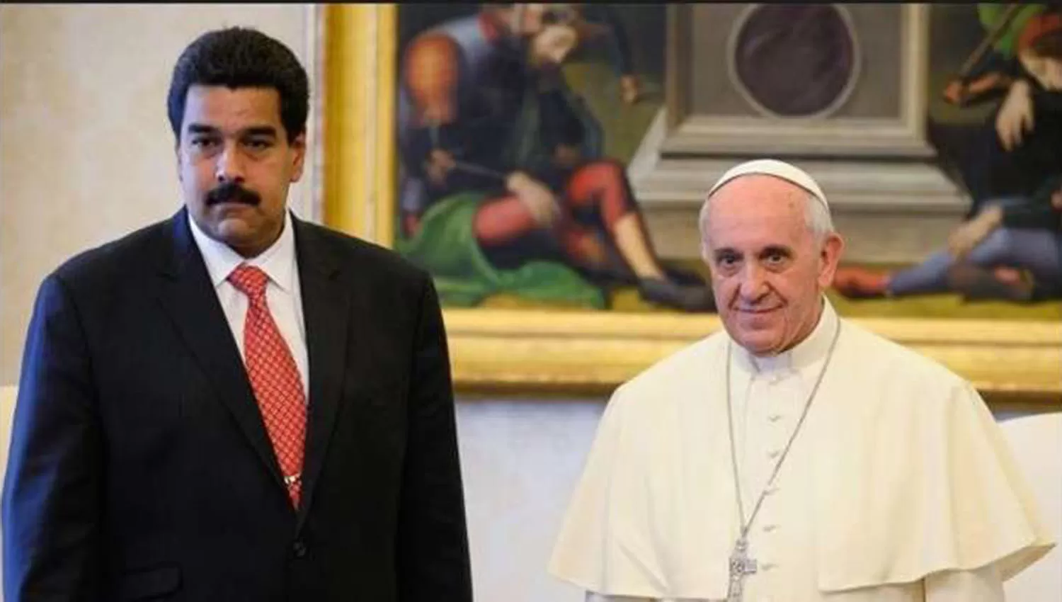 El Papa Francisco cuando recibió a Nicolás Maduro en el Vaticano. FOTO TOMADA DE CLARIN.COM