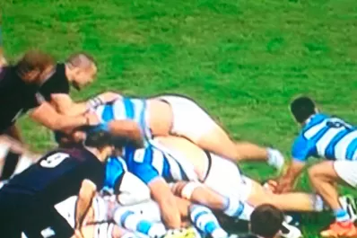 En el segundo amistoso, Los Pumas volvieron a perder ante Inglaterra