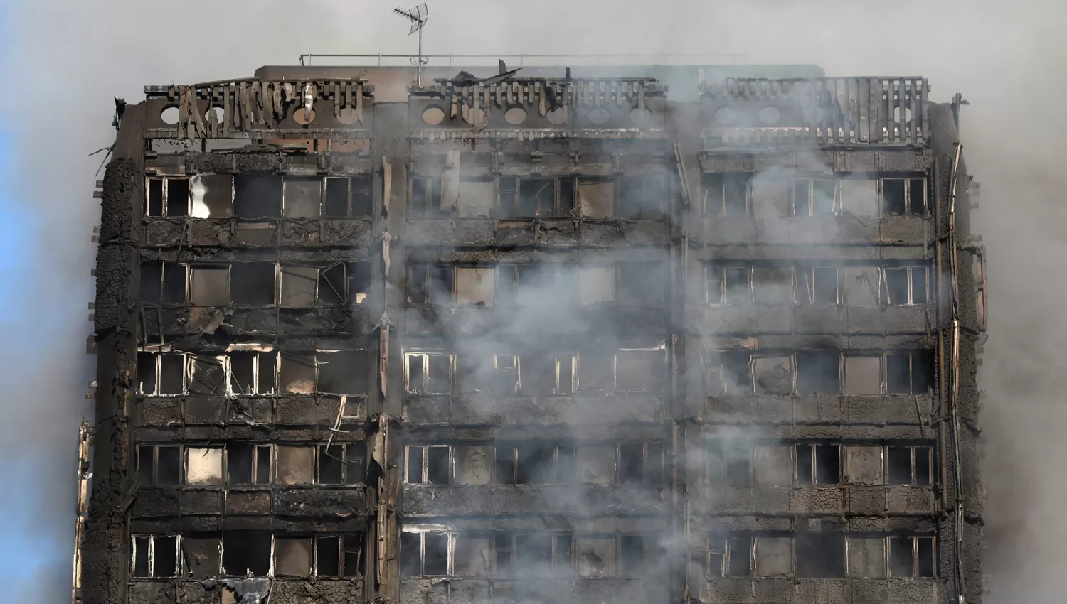 DEMOLICIÓN. El Gobierno de Londres analiza tirar los edificios que tengan más de 40 años de antiguedad. REUTERS