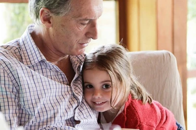 El presidente Mauricio Macri saludó a los padres en su día