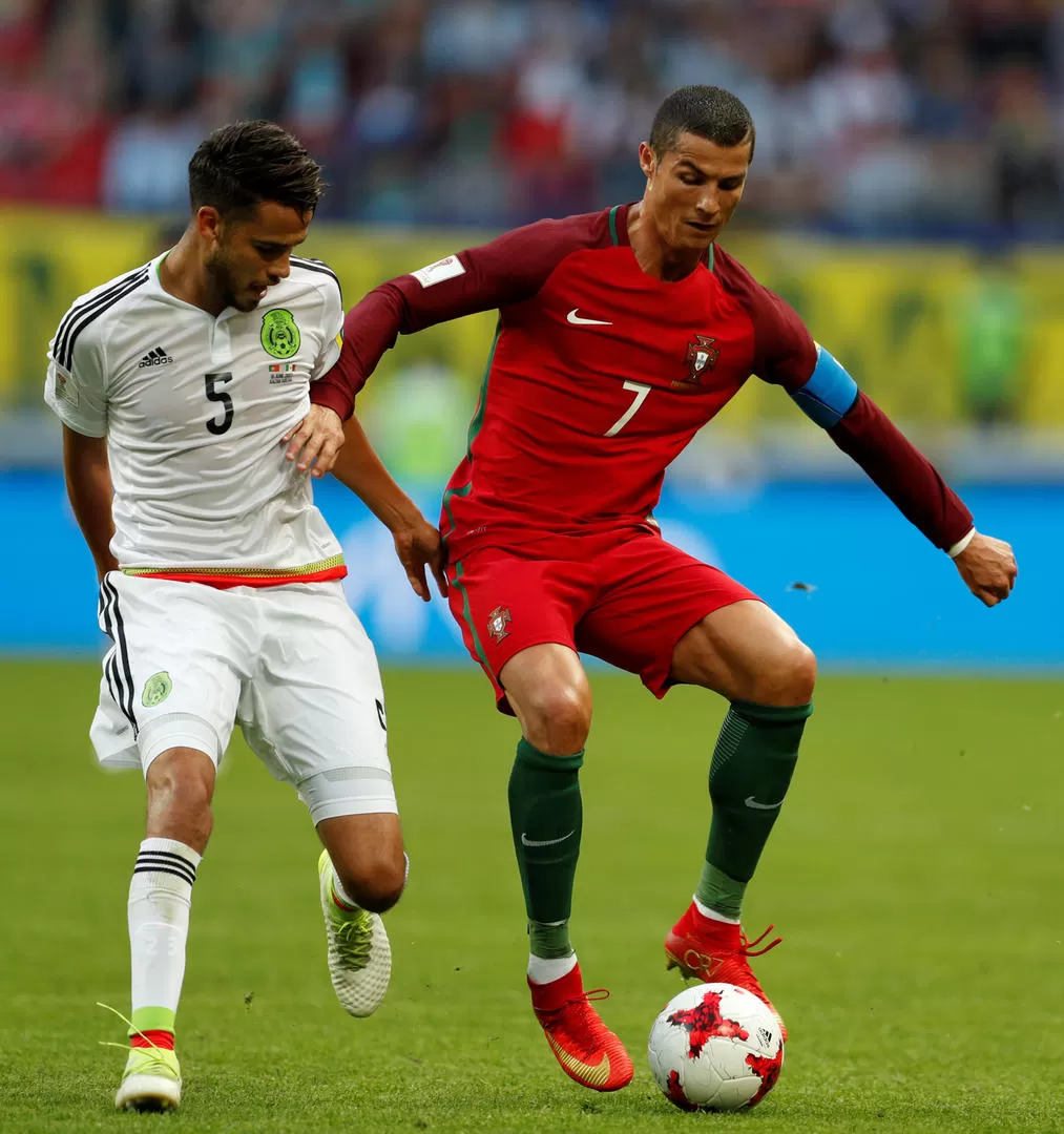 PINCELAZOS. Ronaldo no fue determinante en el juego contra México; sólo mostró algunos chispazos de todo su repertorio.  reuters