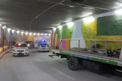El polvo acumulado en el túnel de la Mendoza causó el primer accidente