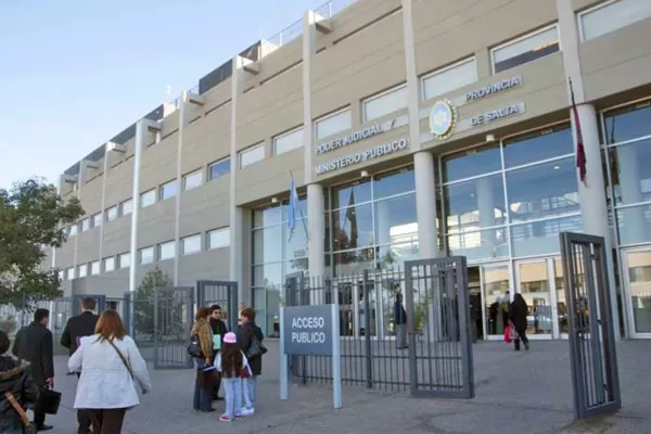 Una jueza salteña obligó a un motochorro a inscribirse y cursar en una universidad