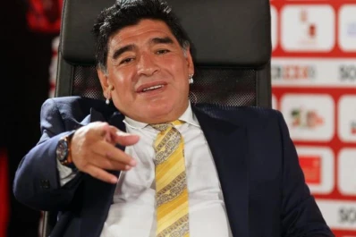 Diego bancó a Tevez y criticó a Sampaoli