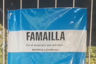 Aparecieron banderas ploteadas en Famaillá, y estalló la polémica