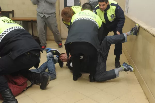 Luego de recibir una condena por homicidio, los Cabrera se pelearon con la guardia policial