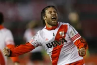 Con entradas agotadas, Cavenaghi jugó su partido de despedida en River