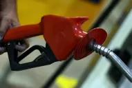 Rigen los nuevos precios para la nafta y el gasoil