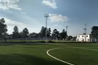 Atlético inaugura una cancha de césped sintético y una sala de video en el Complejo