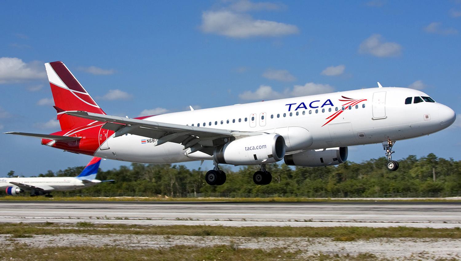 TACA. La aerolínea peruana fue autorizada a volar a Tucumán. FOTO TOMADA DE AIRLINERS.NET
