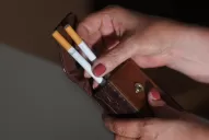 Los cigarrillos cuestan desde hoy un 4% más caros