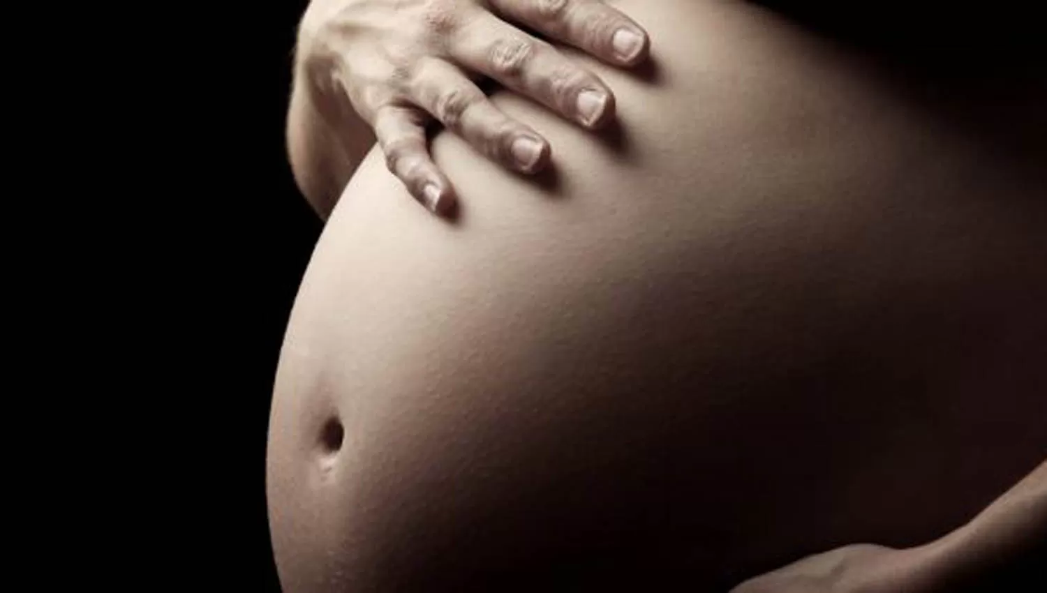 Autorizaron el primer alquiler de vientre en el país para una pareja de hombres