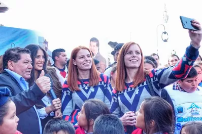 ¡Pero si estás igual! Las fotos de la Fiesta de los Mellizos en Famaillá