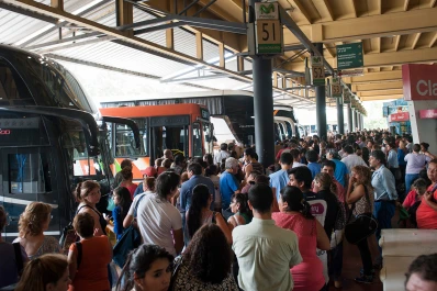 Un 86% de los viajeros utiliza micros de larga distancia