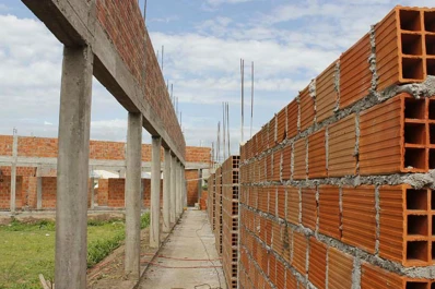 Se reactivará la obra del policlínico de Lomas, luego de dos años