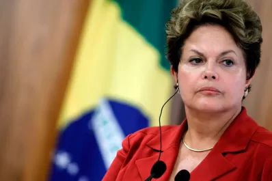 Dilma Rousseff calificó de absurda la condena a Lula da Silva