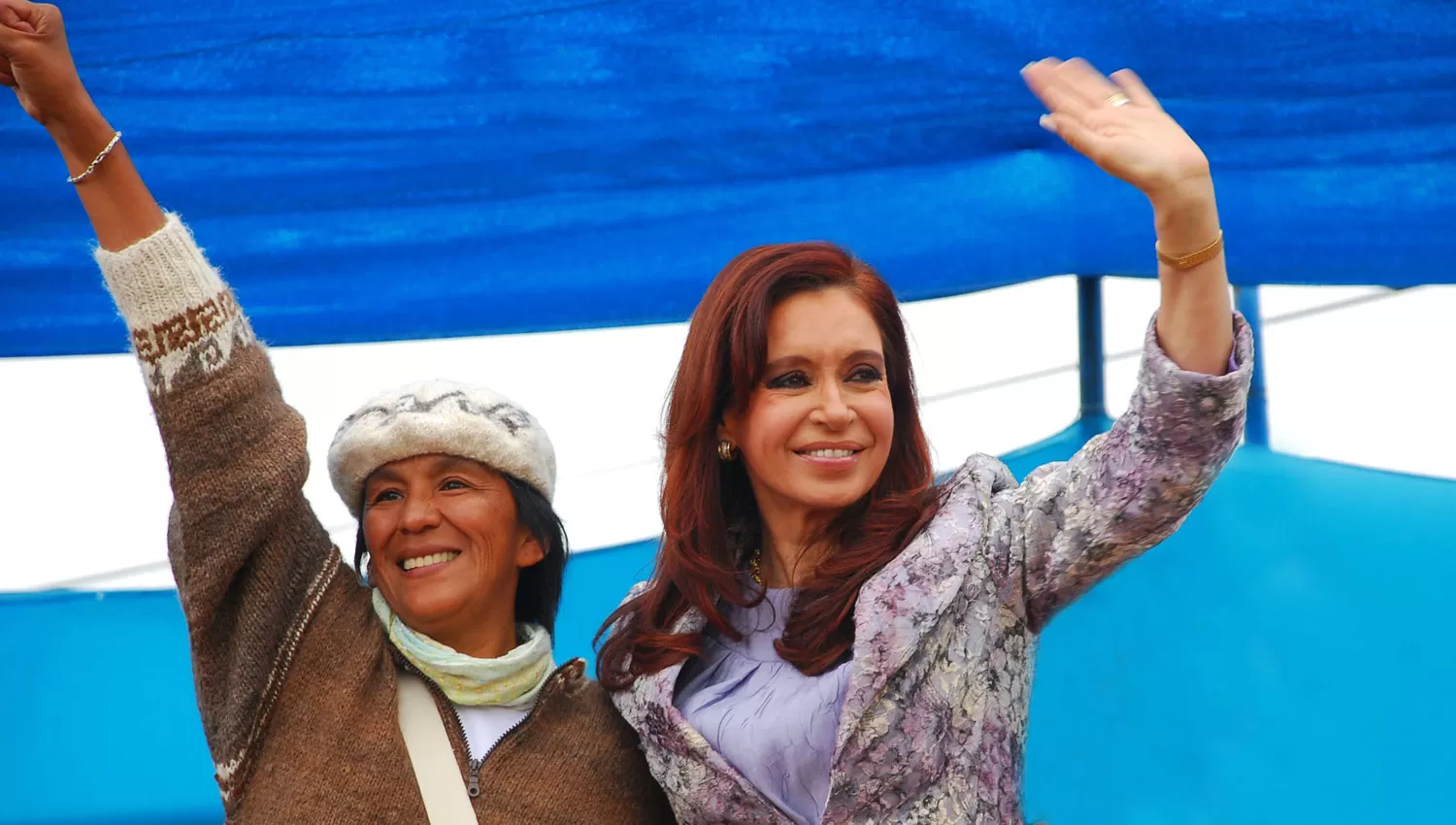 JUNTAS. Milagro Sala y Cristina, en un acto realizado en Jujuy cuando la segunda todavía era presidenta. FOTO TOMADA DE LA NACIÓN