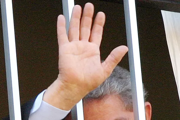 El juez no mandó preso a Lula “por prudencia”