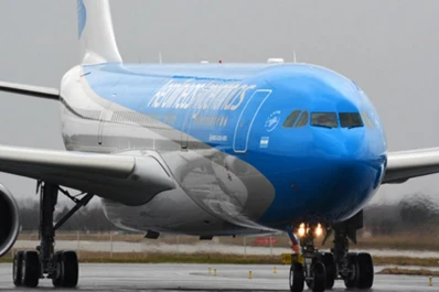 Dicen que Aerolíneas no reducirá personal