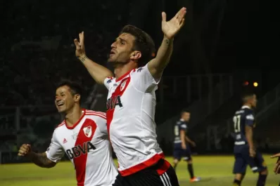 Iván Alonso rescindió contrato con River, que liberó un cupo de extranjero