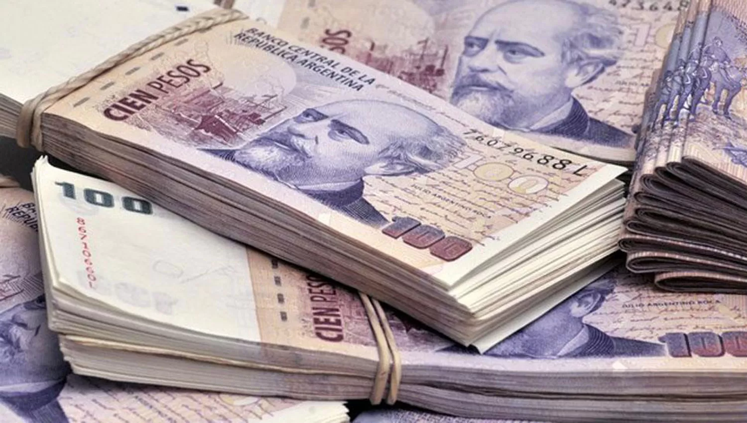OBJETIVO. El Banco Central busca absorber pesos del mercado financiero. ARCHIVO