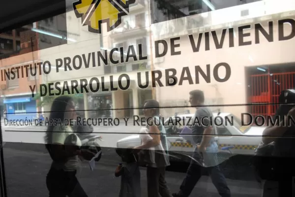 Escándalo en el Ipvdu: denuncian que un funcionario tendría U$S 500.000