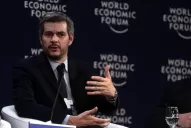 Peña dice que las encuestas se han prostituido en el país