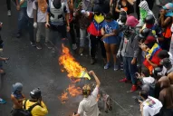Abstención, represión y muerte marcaron los comicios en Venezuela