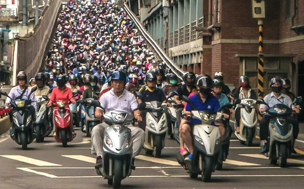 REVOLUCIÓN EN DOS RUEDAS. Sólo el año pasado se vendieron en el país asiático más de 20 millones de scooters eléctricos. 