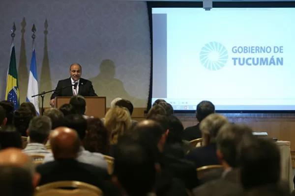 Manzur anunció que habrá vuelos directos entre Tucumán y Río de Janeiro