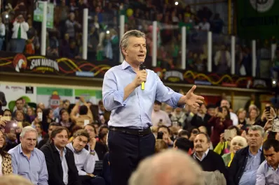 Aquéllos que gobernaron tantos años y lo único que nos dejaron son deudas y ruinas, tienen ahora la 'caradurez' de decir que vienen a solucionar las cosas