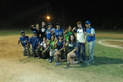 Isótopos e Indias, campeones