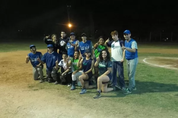 Isótopos e Indias, campeones
