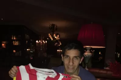 El delantero Costa es el nuevo jugador del “Santo”