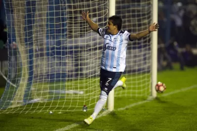 “Pulguita” hizo triplete en un duelo eliminatorio de copa